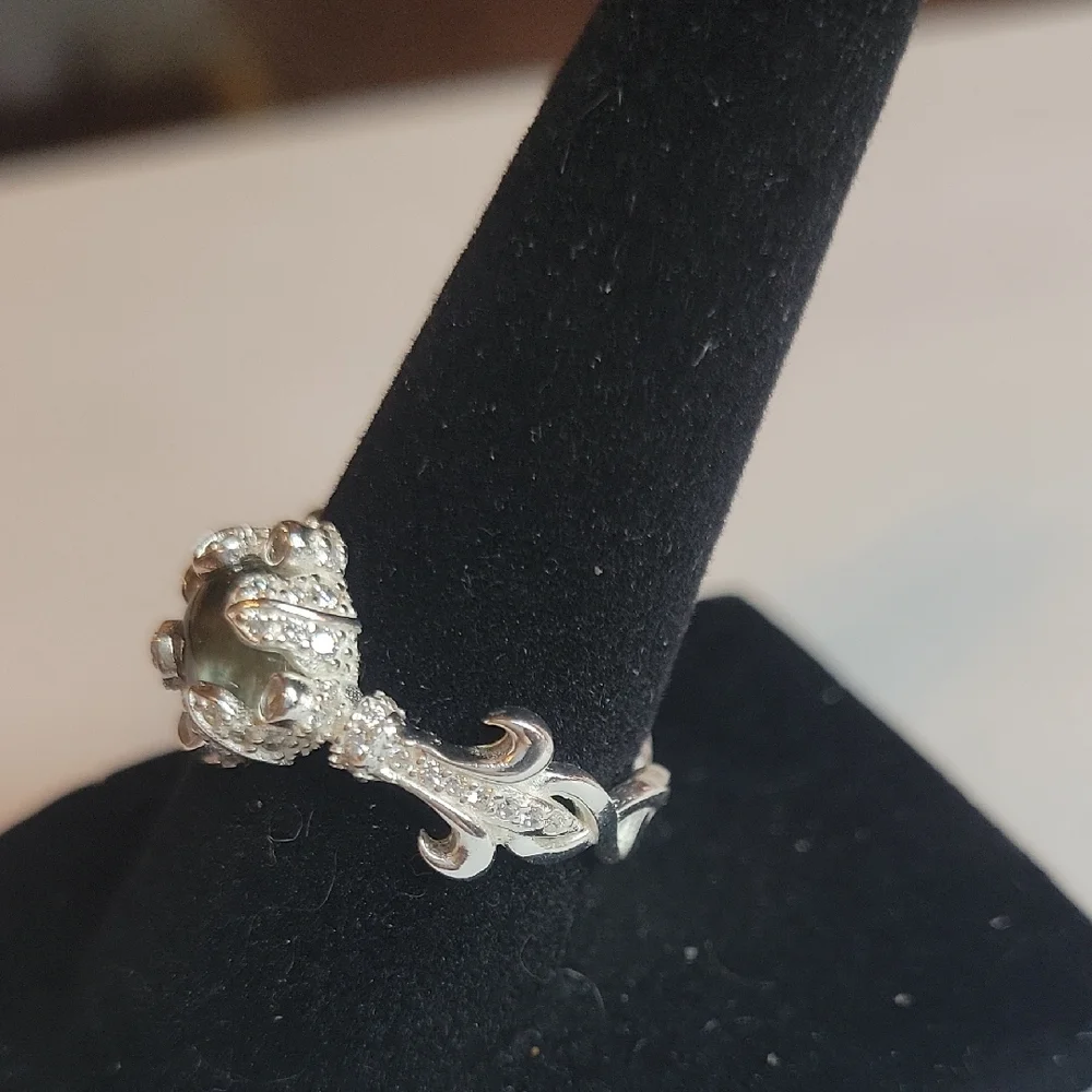 The Countess Ring Grey Spinel & White Topaz, Sterling Silver Setting Size 7 NWT - Picture 3 of 5